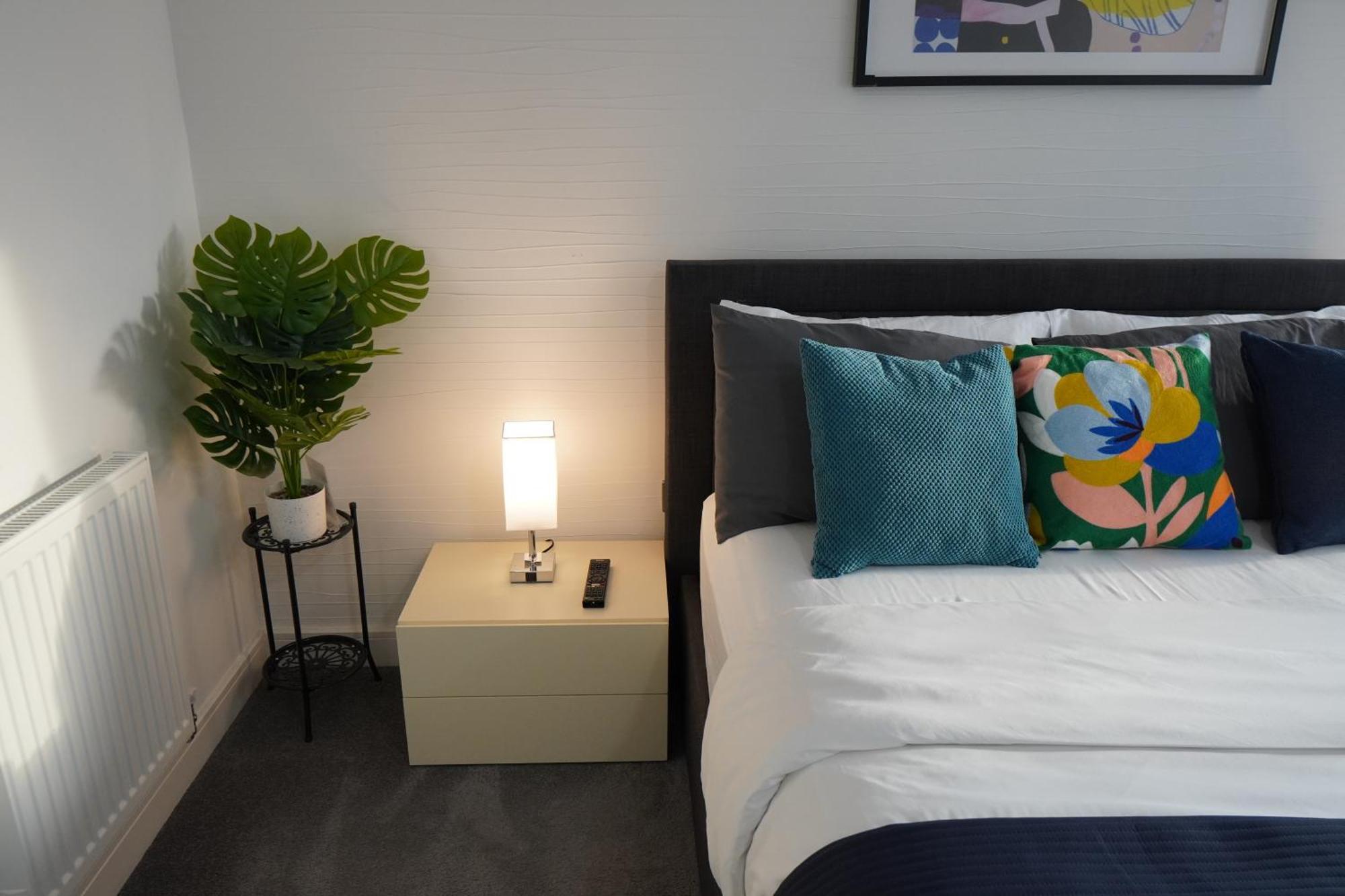 Luxury Rooms - Pick A Room - Free Parking & Kitchen Access, Near Etihad Stadium, The Coop Live & Piccadilly Station, Manchester Dış mekan fotoğraf