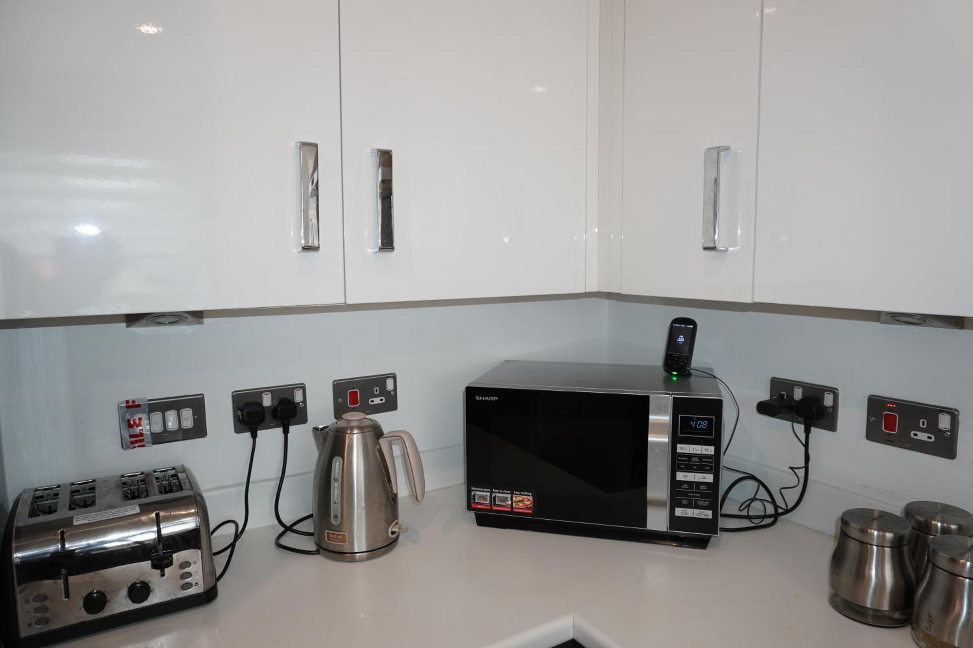 Luxury Rooms - Pick A Room - Free Parking & Kitchen Access, Near Etihad Stadium, The Coop Live & Piccadilly Station, Manchester Dış mekan fotoğraf