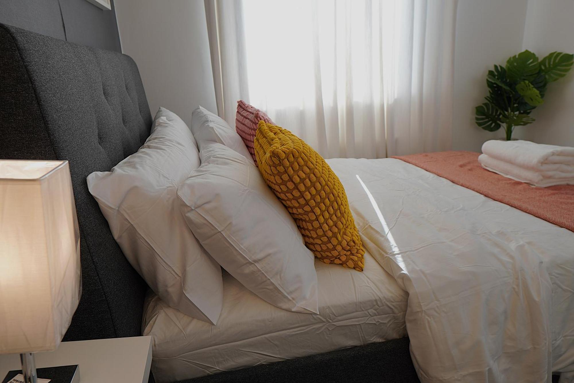 Luxury Rooms - Pick A Room - Free Parking & Kitchen Access, Near Etihad Stadium, The Coop Live & Piccadilly Station, Manchester Dış mekan fotoğraf